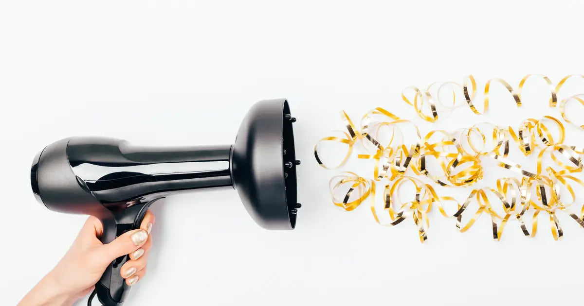 How to Use a Diffuser on Curly Hair for Defined, Frizz-Free Curls